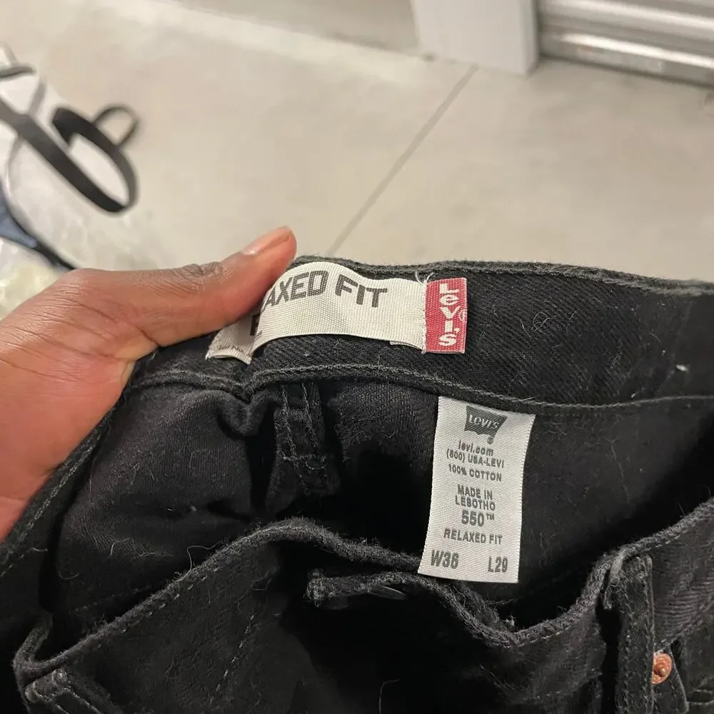 Vintage y2k black baggy Levi’s 550 relaxed fit skater jeans 36x29